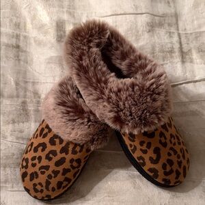 isotoner Leopard Print Faux Fur Clog Slippers - Brown